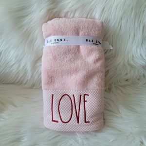 NWT Rae Dunn LOVE Hand Towels